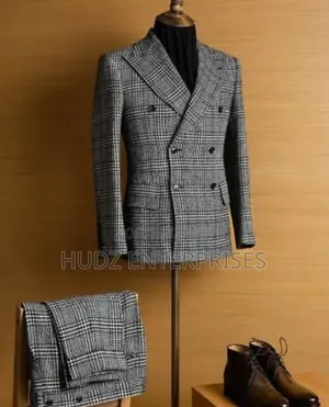 Double Breast Checkered Suit