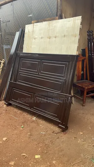 5by6 Bed / Coffe Brown Bed