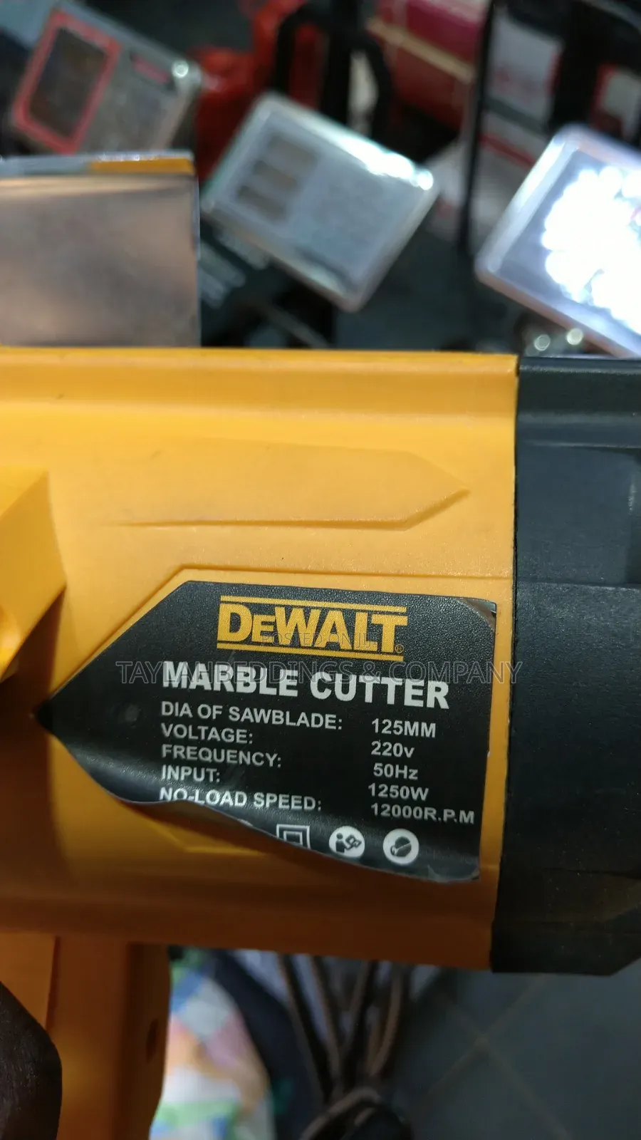 Dewalt Industrial Marble Tile Cutter 125mm 1250w