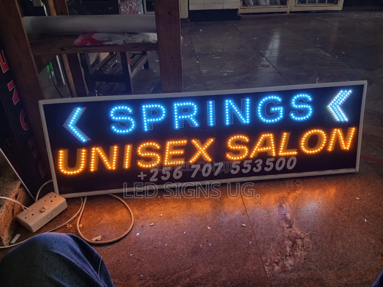 Led Signsange