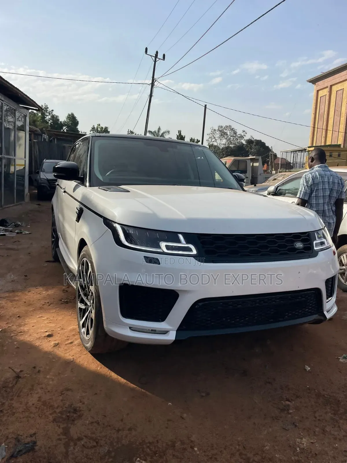 Range Rover Painting Body Repair
