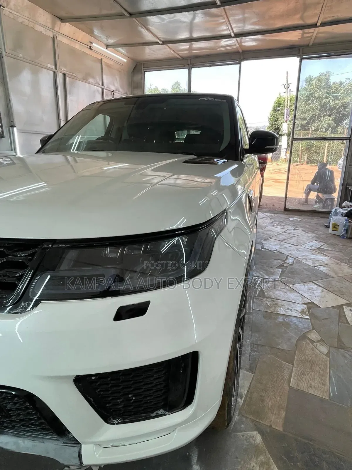 Professional White Car Repainting