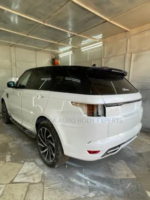 Professional White Car Repainting