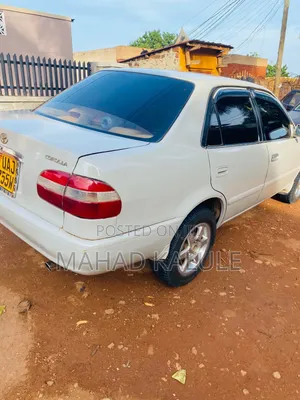 Toyota Corolla 1998 Silver