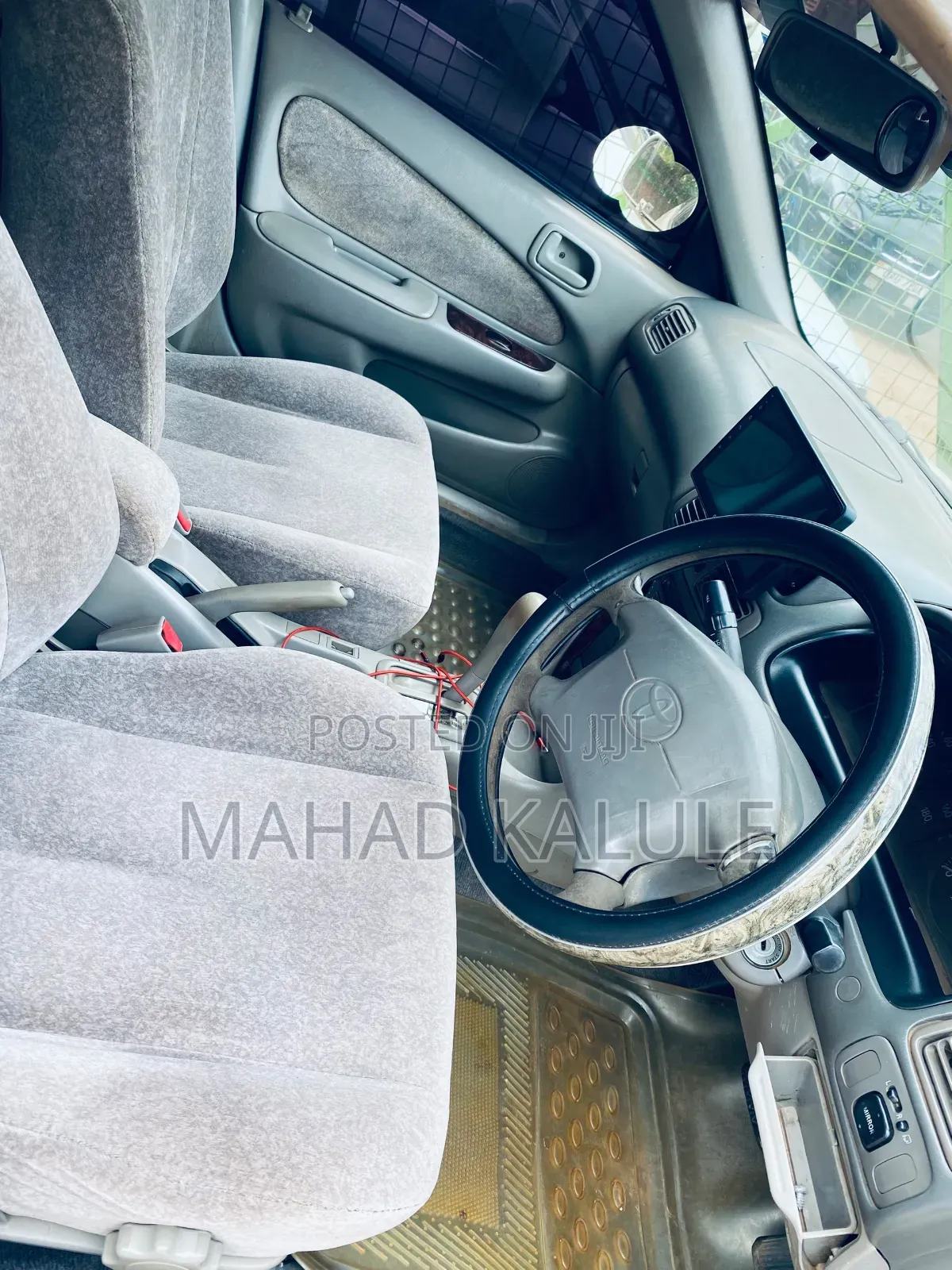 Toyota Corolla 1998 Silver