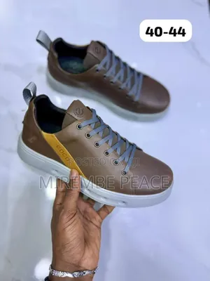 Ecco Style Leather Sneakers