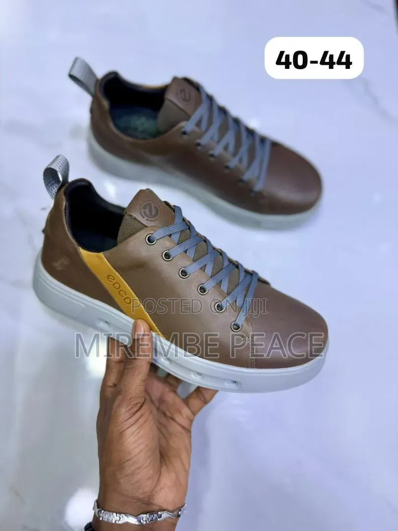 Ecco Style Leather Sneakers