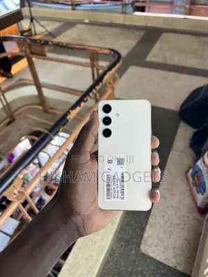 Samsung Galaxy S24 256 GB White