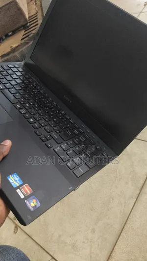 Laptop Sony VAIO PCG-7D1M 4GB Intel Core i7 HDD 750GB