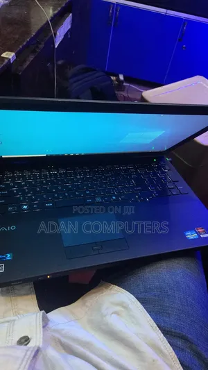Laptop Sony VAIO PCG-7D1M 4GB Intel Core i7 HDD 750GB