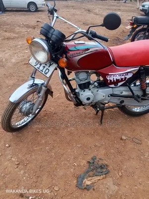 Bajaj Boxer 100 2022 Red
