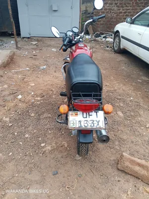 Bajaj Boxer 100 2023 Red