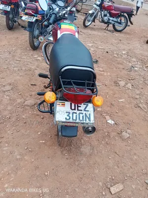 Bajaj Boxer 100 2022 Red