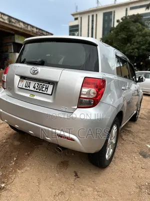 Toyota IST 2010 Gray