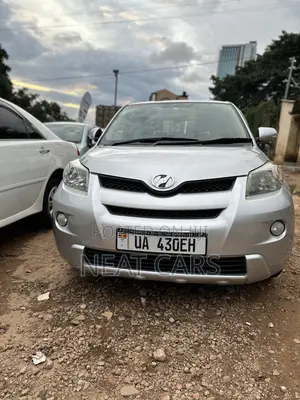 Toyota IST 2010 Gray