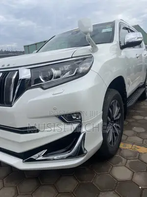 Toyota Land Cruiser Prado 2.8 2018 White