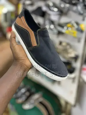 Men's Outdoor Sneakers