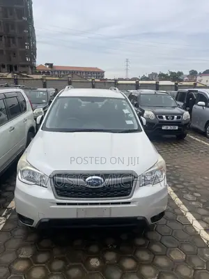 Subaru Forester 2.5i PZEV 4dr SUV AWD (2.5L 4cyl CVT) 2014 White