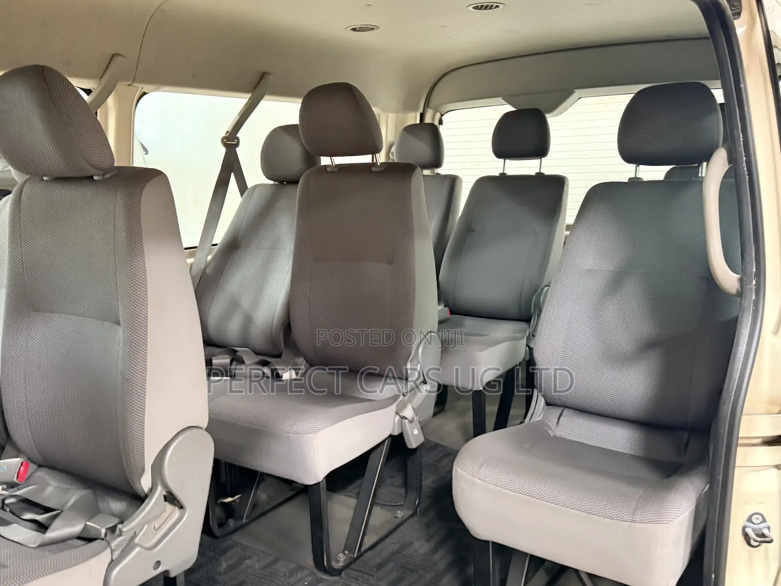Toyota HiAce 2011 Beige