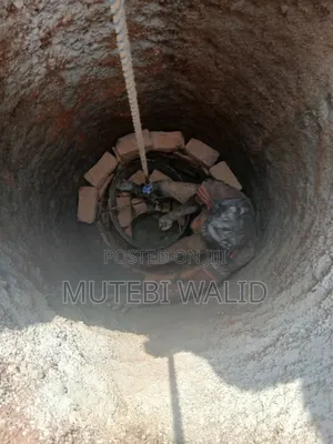 Shallow Wall Construction Pure Water From the Source