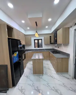 Laminated Kitchen Cabinet