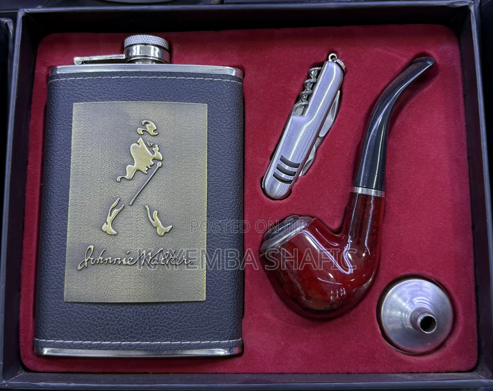 Johnnie Walker Premium Hip Flask Smoking Pipe Gift Set