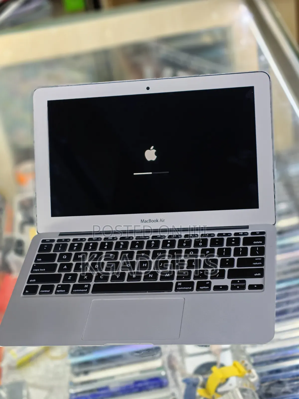 Laptop Apple MacBook Air 2015 4GB Intel Core i5 SSD 128GB