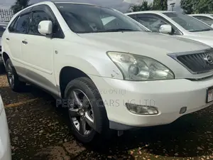 Toyota Harrier 2.4 2012 Off white
