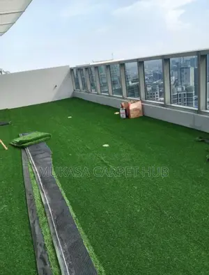 Premium Green Artificial Grass Carpet for Home Garden