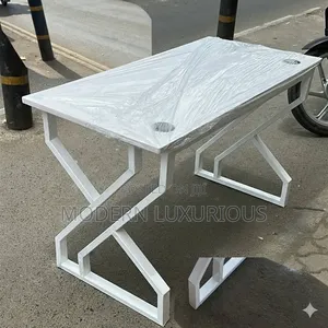 Metalic Office Desk/Metal Office Table White Color