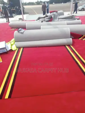 High-Quality Red Wool Carpet – Warm and Comfortable