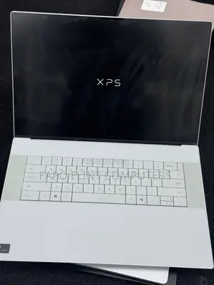 Laptop Dell XPS 15 64GB Intel Core Ultra 9 SSD 1T