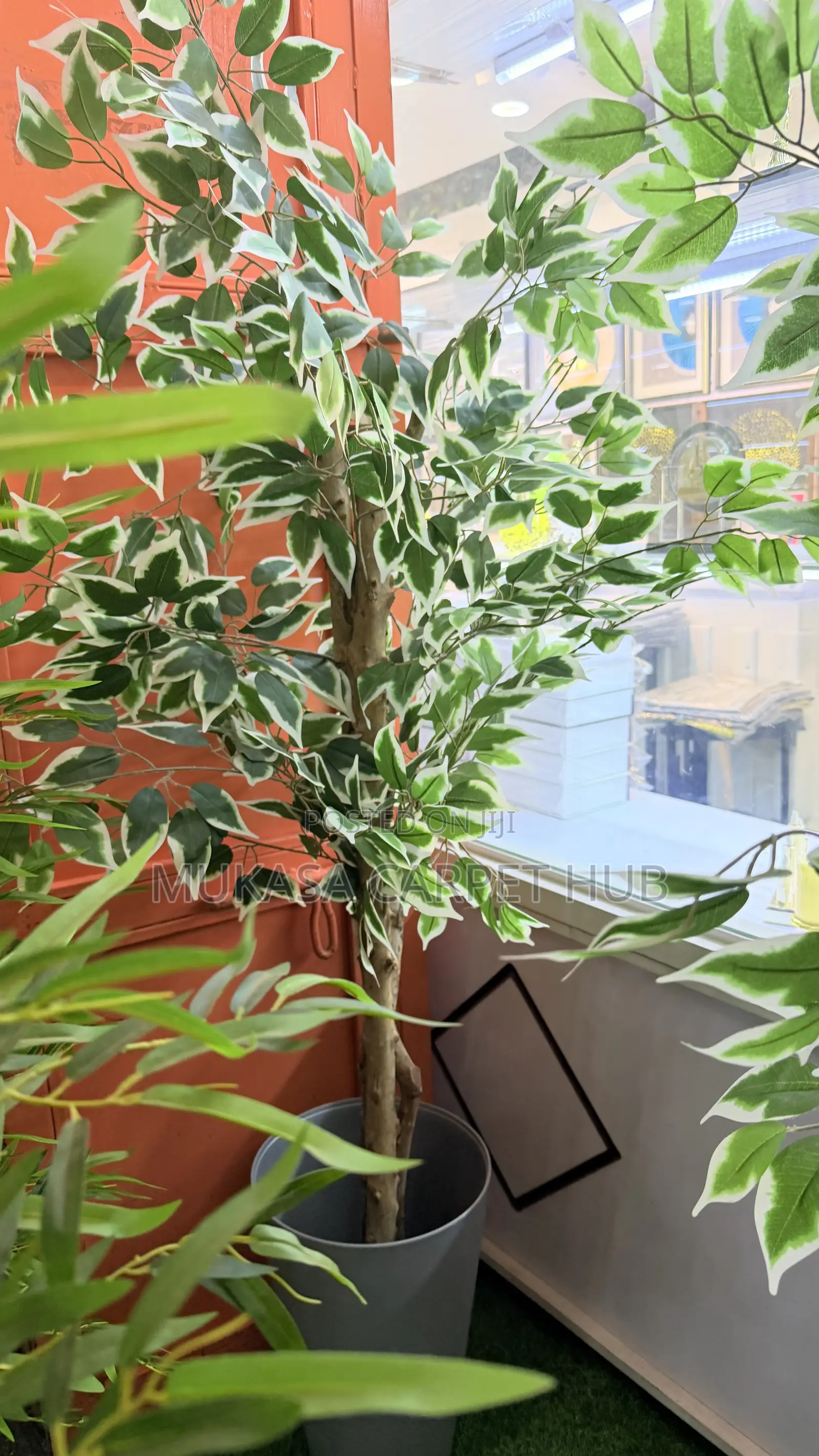 High-Quality Artificial Plant – Realistic Green Indoor Tree