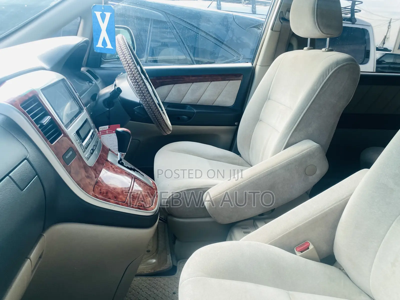 Toyota Alphard 2005 Silver
