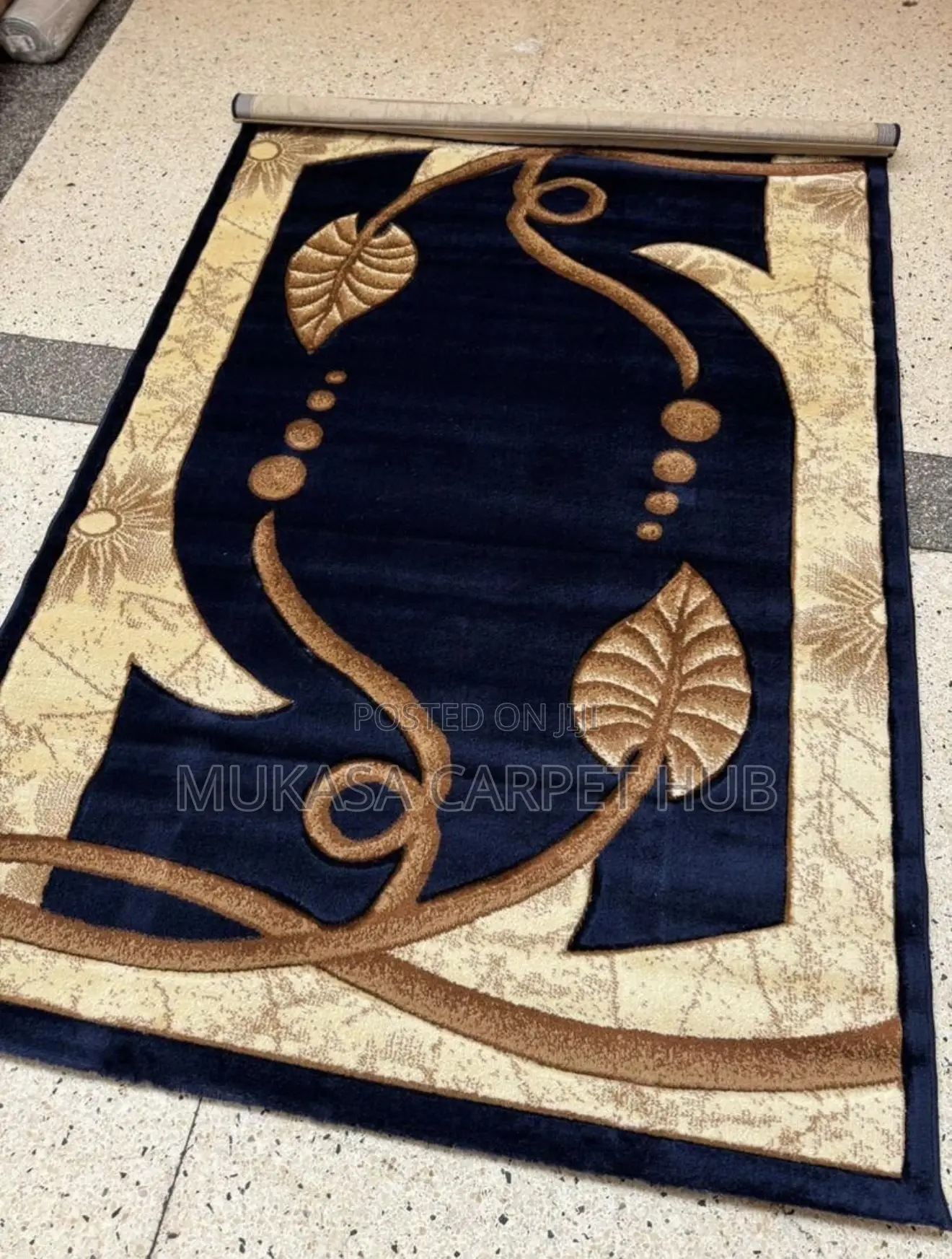 Modern Centre Carpet for Living Room – Soft Stylish