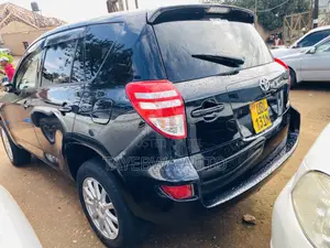 Toyota RAV4 2.4 2008 Black