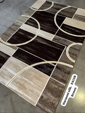 Elegant Centre Rug Carpet – Modern Home Décor