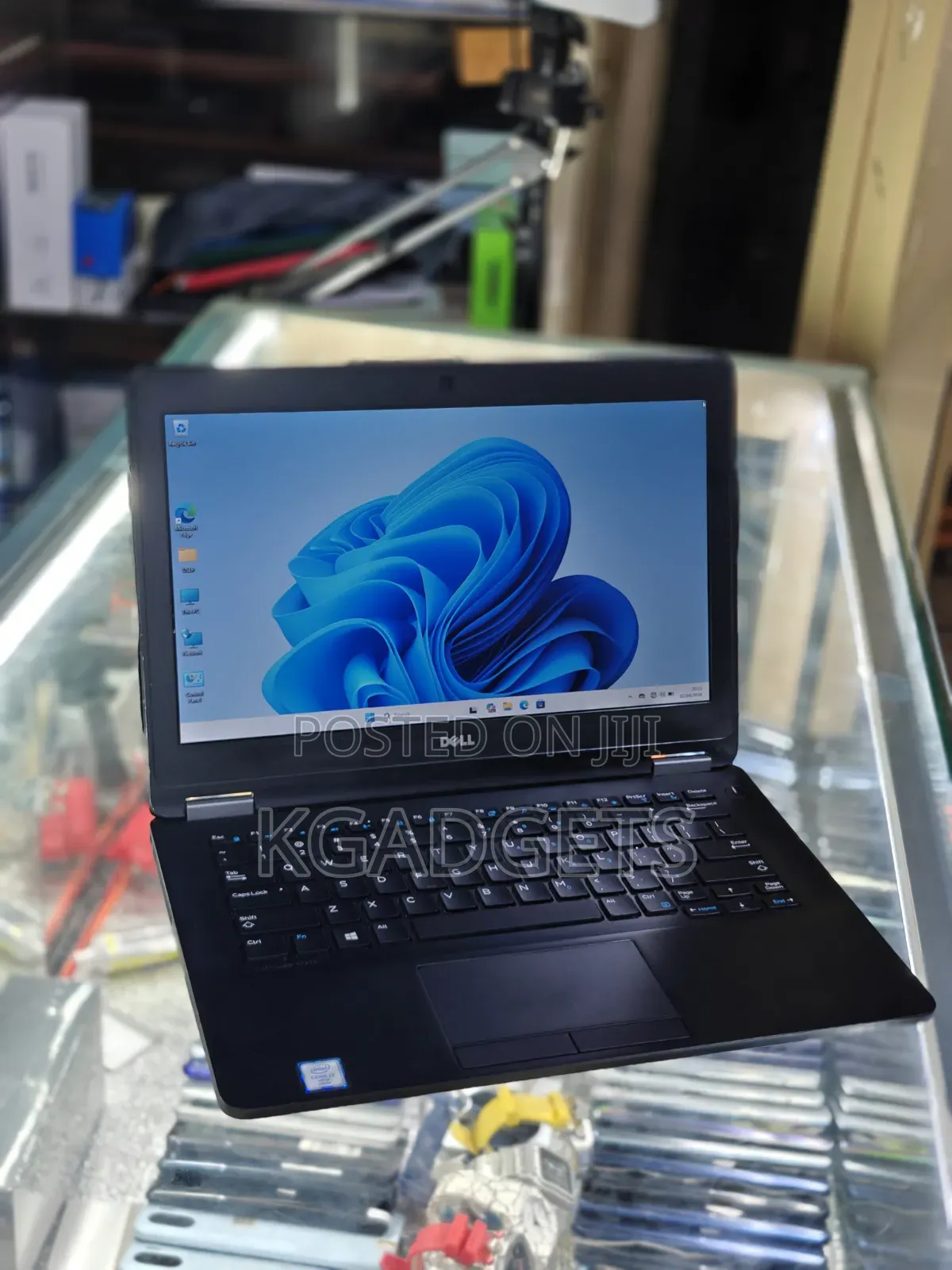 Laptop Dell Latitude 12 E7270 8GB Intel Core i7 SSD 256GB