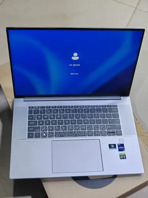 Laptop HP ZBook Firefly 16 G10 32GB Intel Core i9 SSD 1T