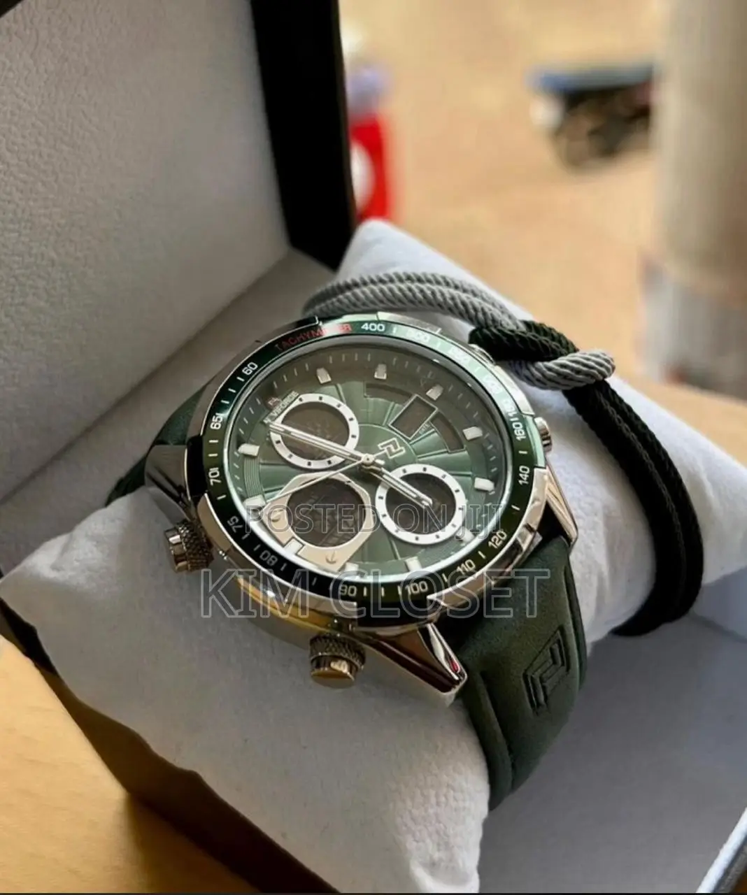 Distinctive Men Watches