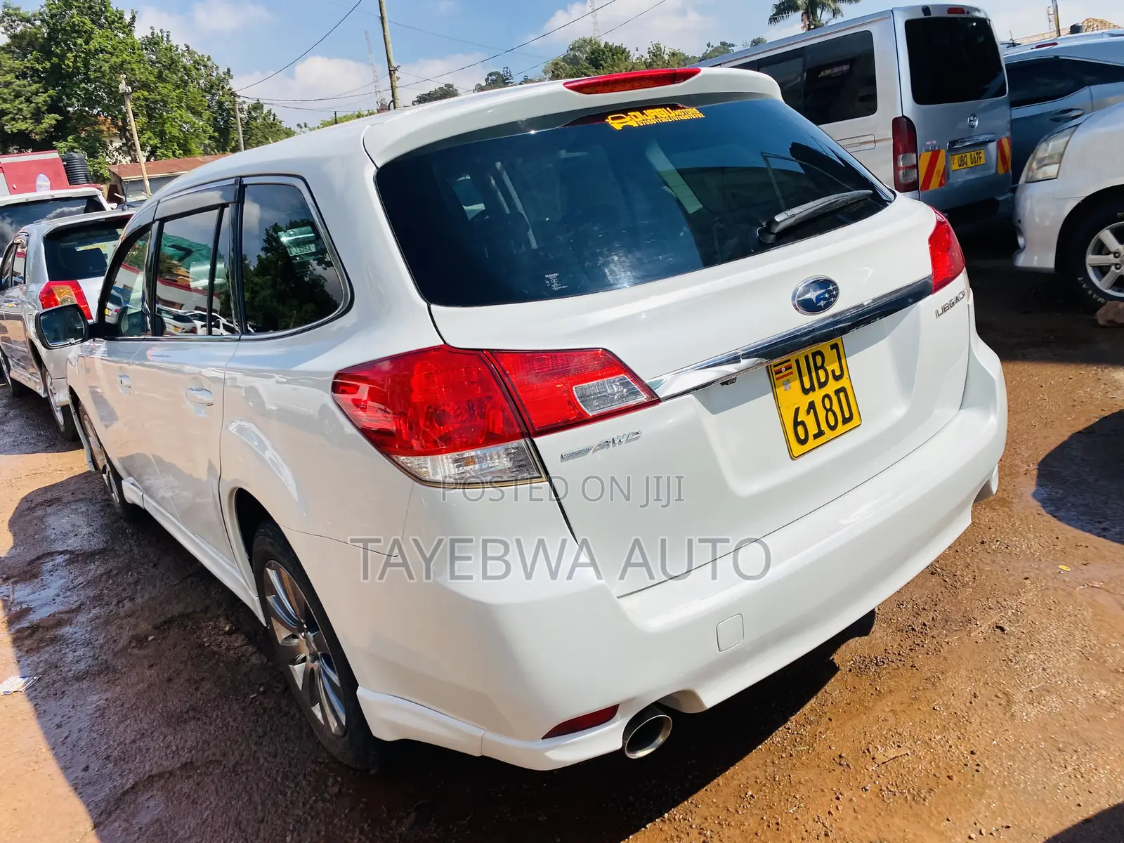 Subaru Legacy 2009 White