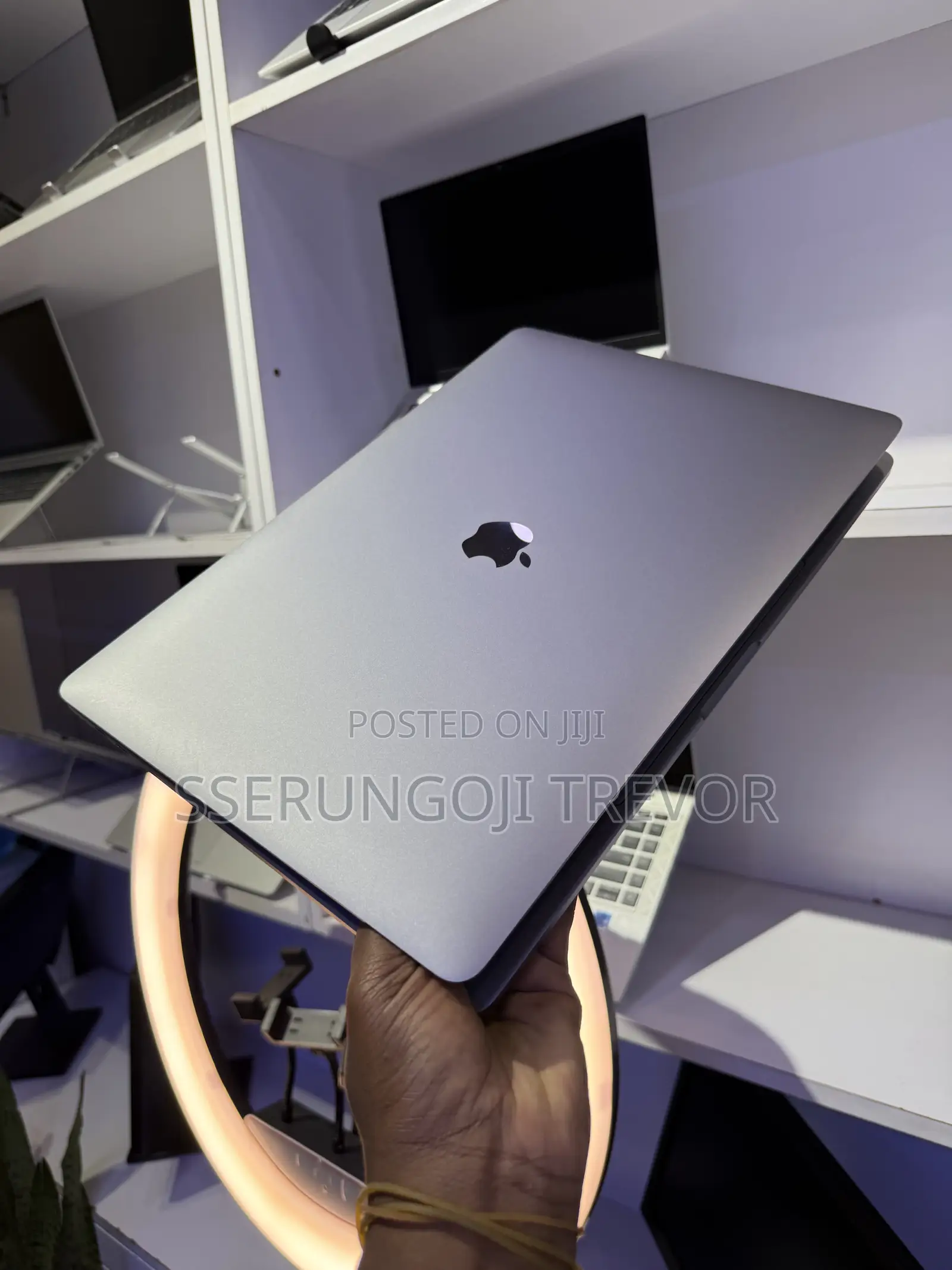 Laptop Apple MacBook Pro 16GB Intel Core i7 SSHD (Hybrid) 512GB