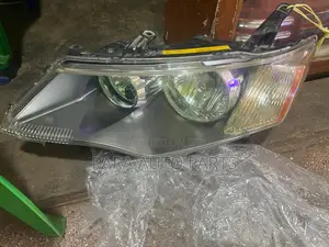 Outlander Headlight
