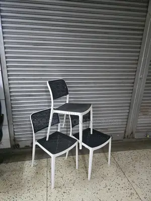 Ergonomic Hybrid Plastic Chairs Plastic Chairs