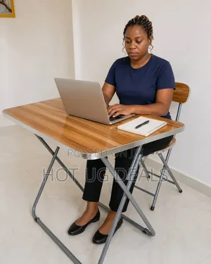 Foldable Reading Table and Chair 60x60cm