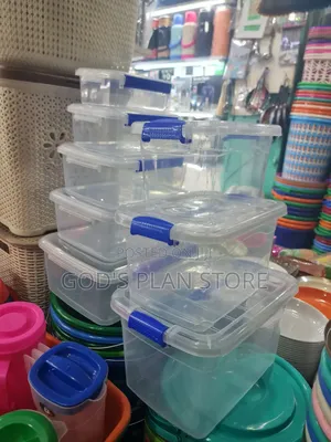 Airtight Plastic Food Storage Containers