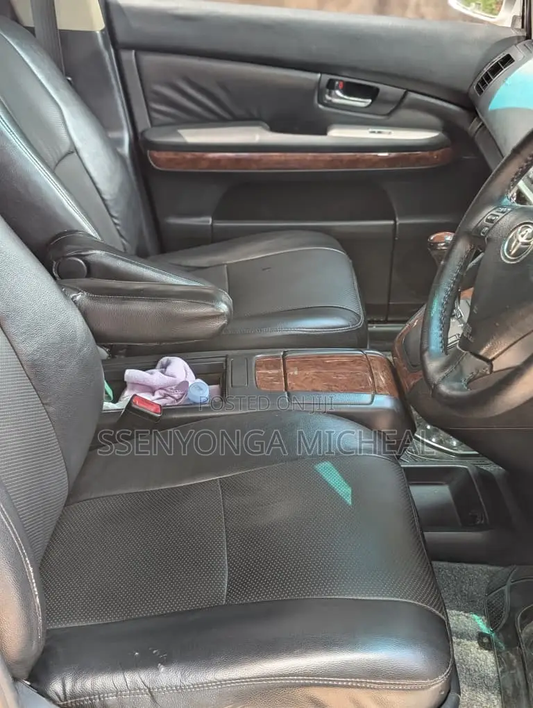Toyota Harrier 2007 Silver
