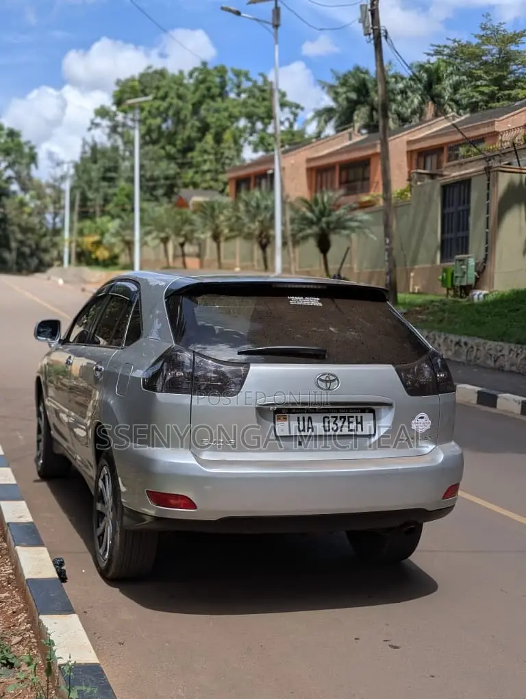 Toyota Harrier 2007 Silver