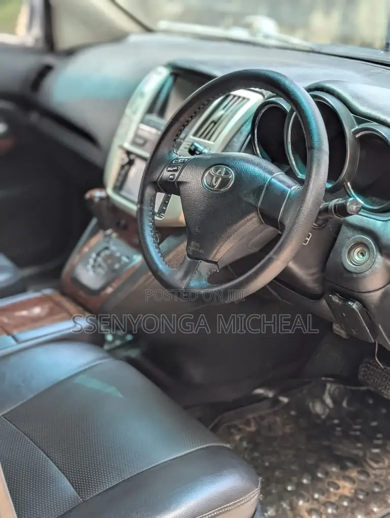Toyota Harrier 2007 Silver