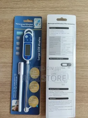Digital Kitchen Thermometer With a Stainless Steel